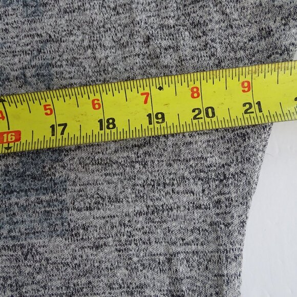 Hippie Rose Heather Gray Aztec Print Knit Top Women Size M Dolman 3/4 Sleeve - Picture 8 of 10